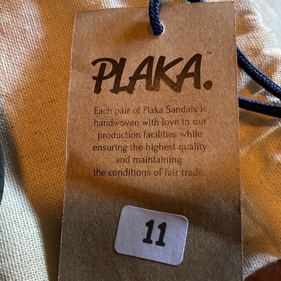 Plaka handwoven sandals - Picture 7 of 8